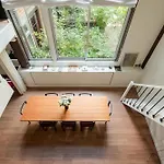 Veeve - Soaring Ceilings, Wondrous Windows